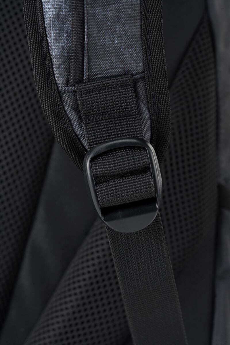 Nitro Rucksack STASH 29 FORGED CAMO schwarz