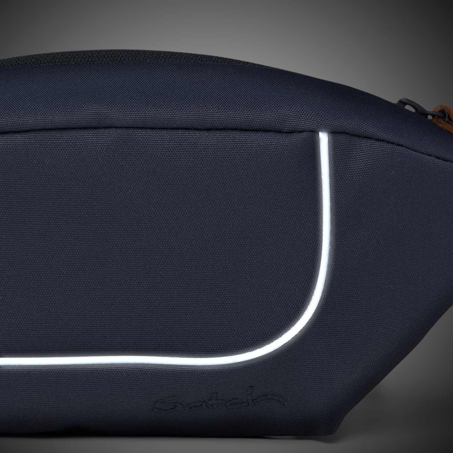 Satch Cross Easy Pure Navy