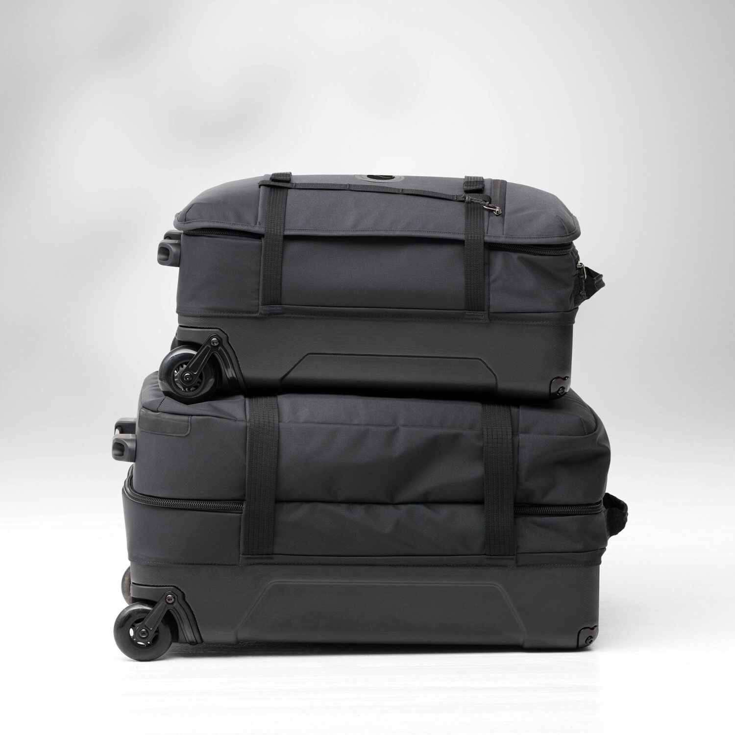 Fjällräven Färden Roller 35 Rollenreisetasche Coal Black Fjällräven Färden Roller 35 Rollenreisetasche Coal Black