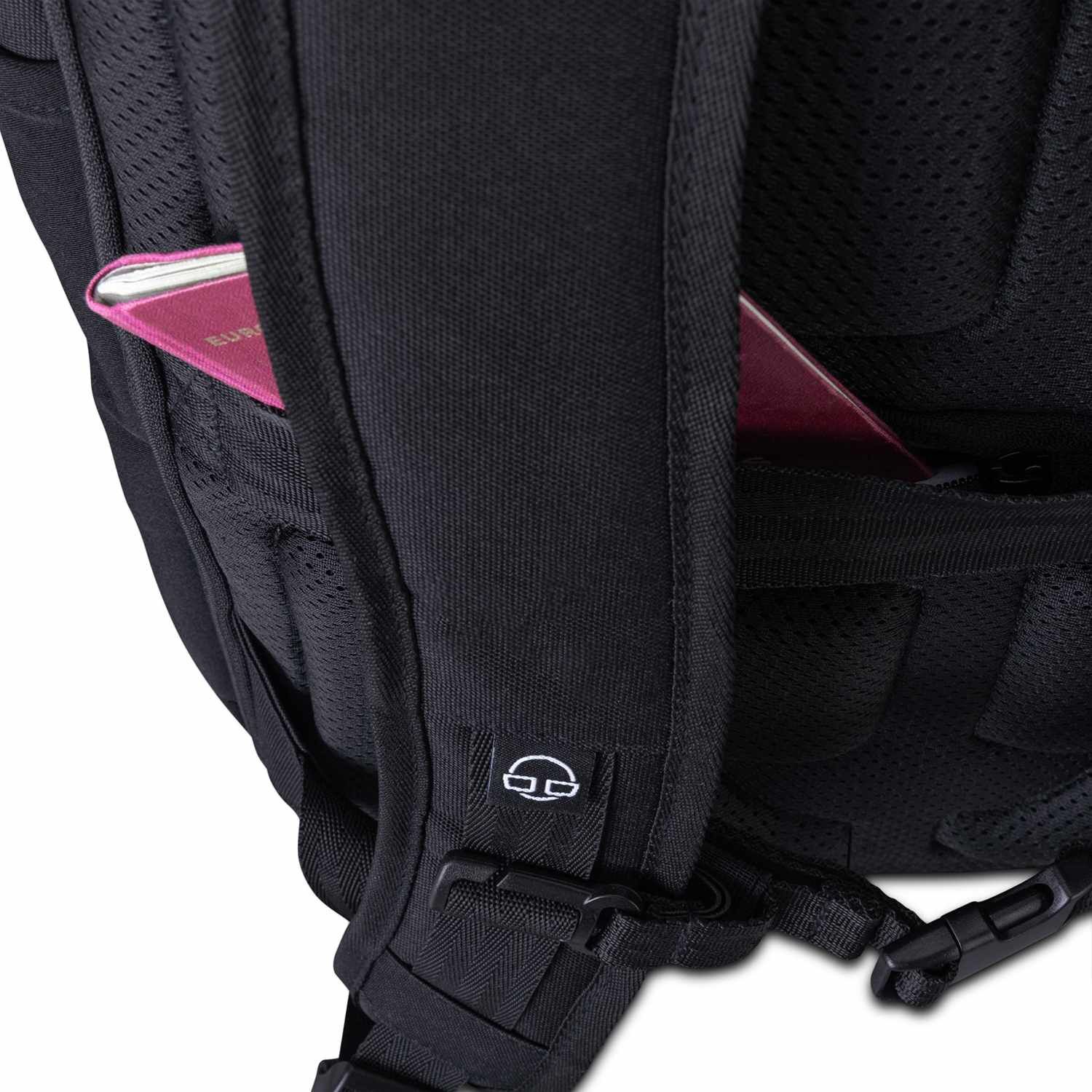 Johnny Urban Rolltop Rucksack Allen XL Black