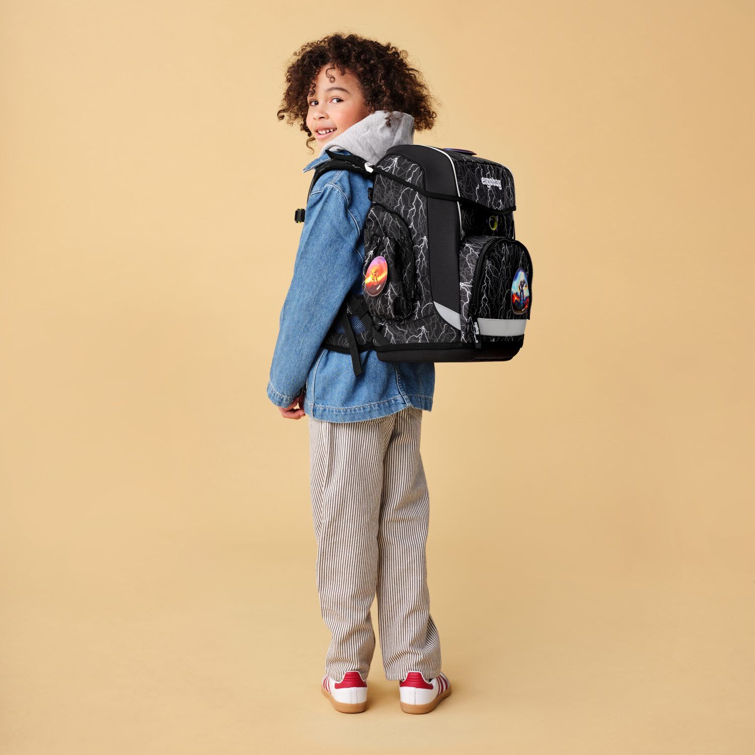 ergobag cubo light Schulranzen-Set Super ReflektBär