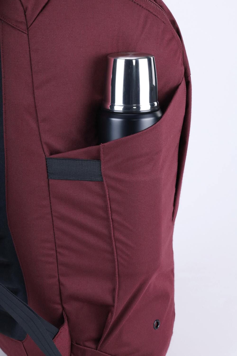 Nitro Rucksack NIKURO TRAVELER WINE rot