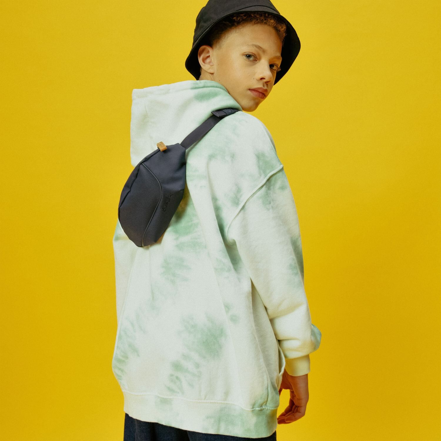 Satch Cross Easy Pure Navy