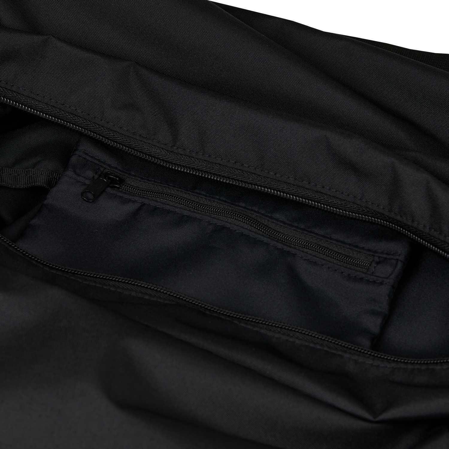 Satch Sporttasche Nordic Black
