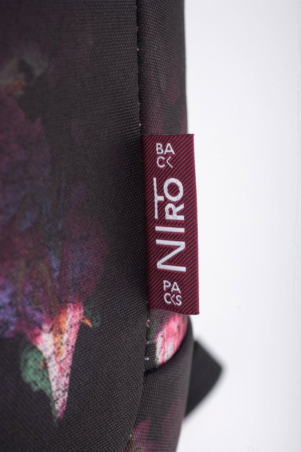 Nitro Rucksack NIKURO BLACK ROSE multi