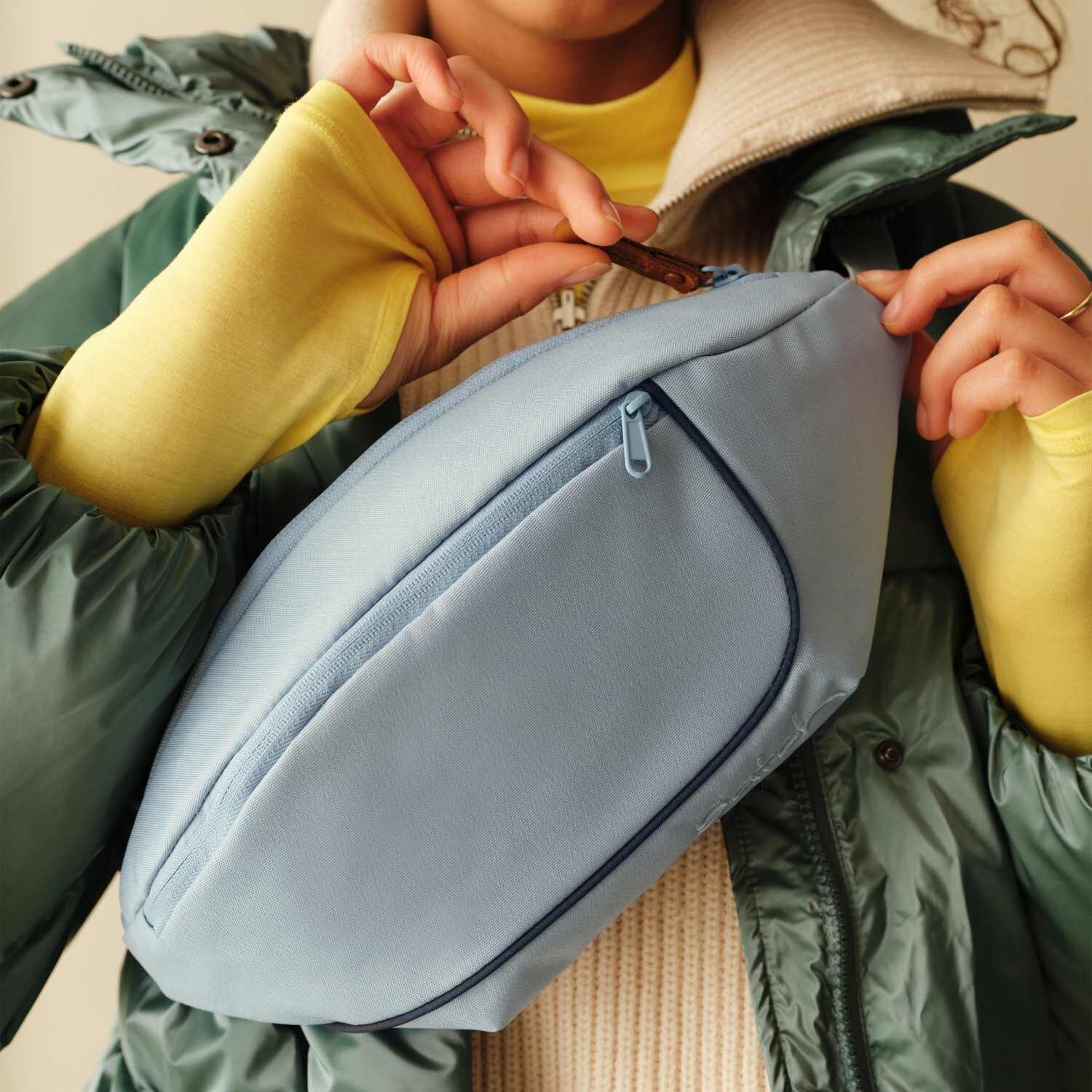 Satch Bauchtasche Pure Ice Blue