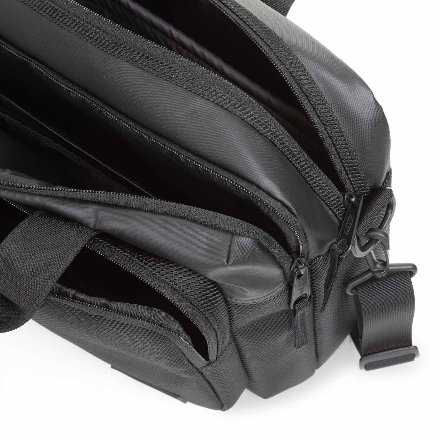 Eastpak Umhängetasche SHELDAN Cnnct Coat