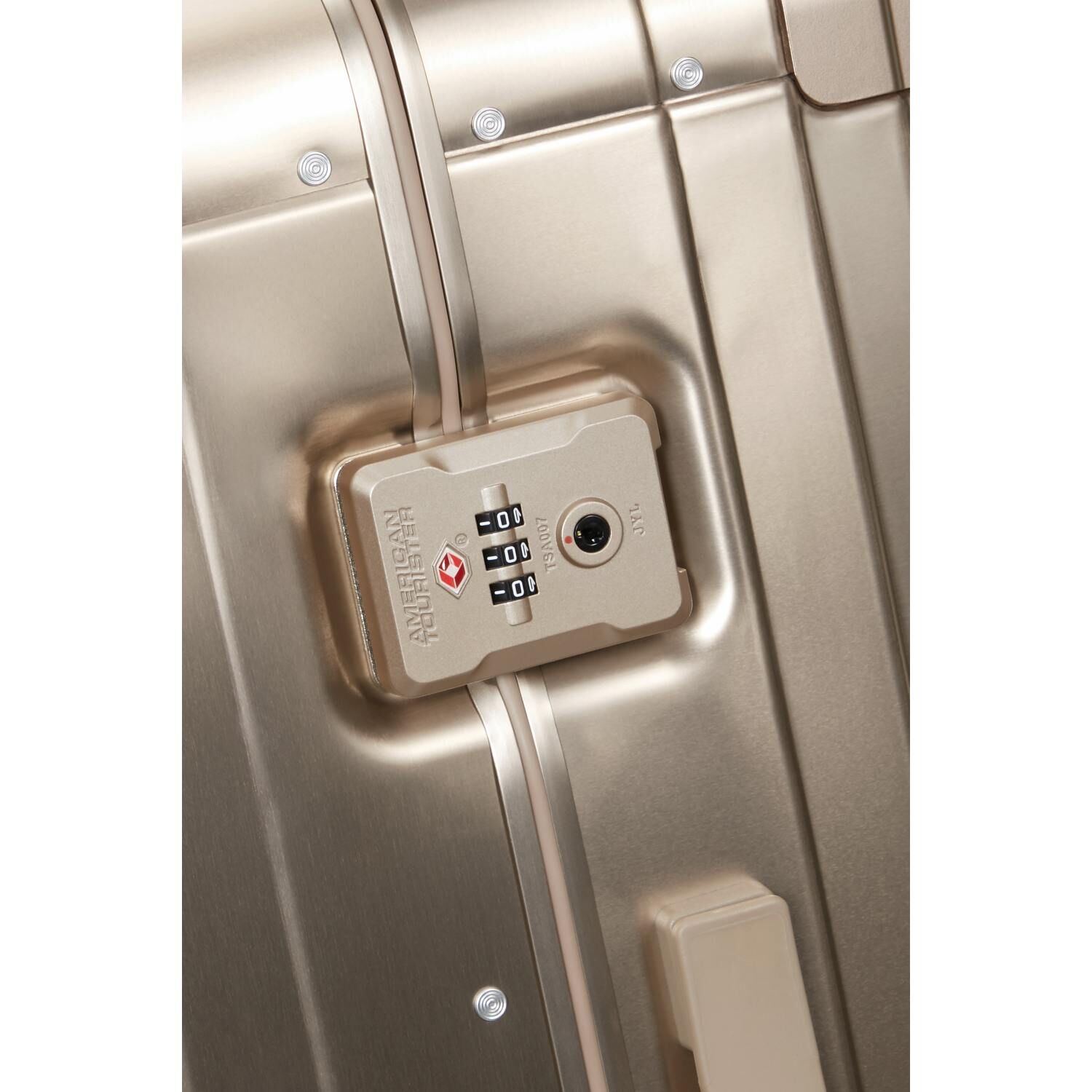 American Tourister Koffer SOUNDBOX ALU SPINNER 55/20 TSA BRONZE American Tourister Koffer SOUNDBOX ALU SPINNER 68/28 TSA BRONZE